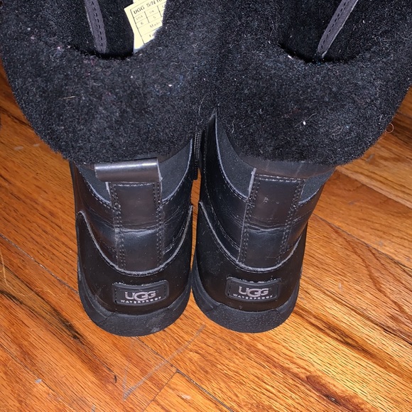 EUC Ugg Boots Sz 6 - Picture 3 of 4